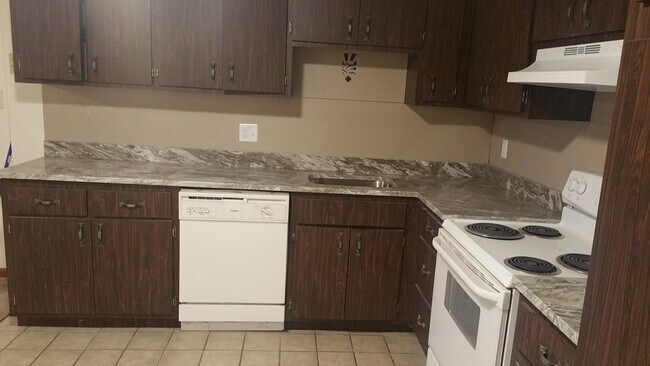 Building Photo - 571 Washington St