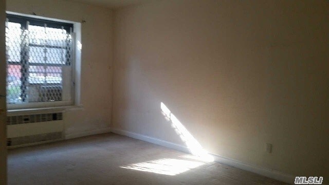 Foto del edificio - 89-20 55th Ave