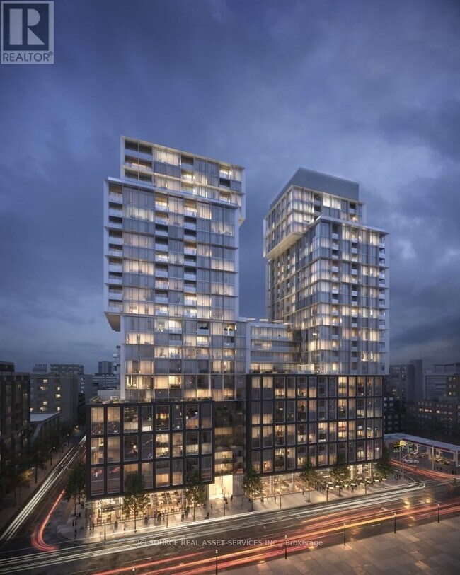 Building Photo - 158 Front St E