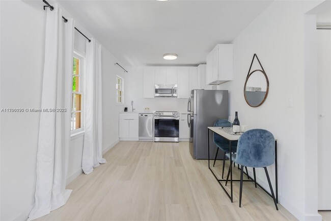 Foto del edificio - 421 75th St