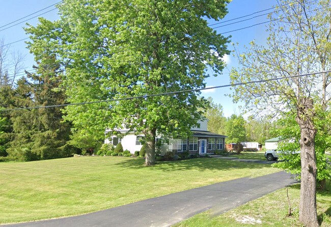 Building Photo - 8350 Goodrich Rd