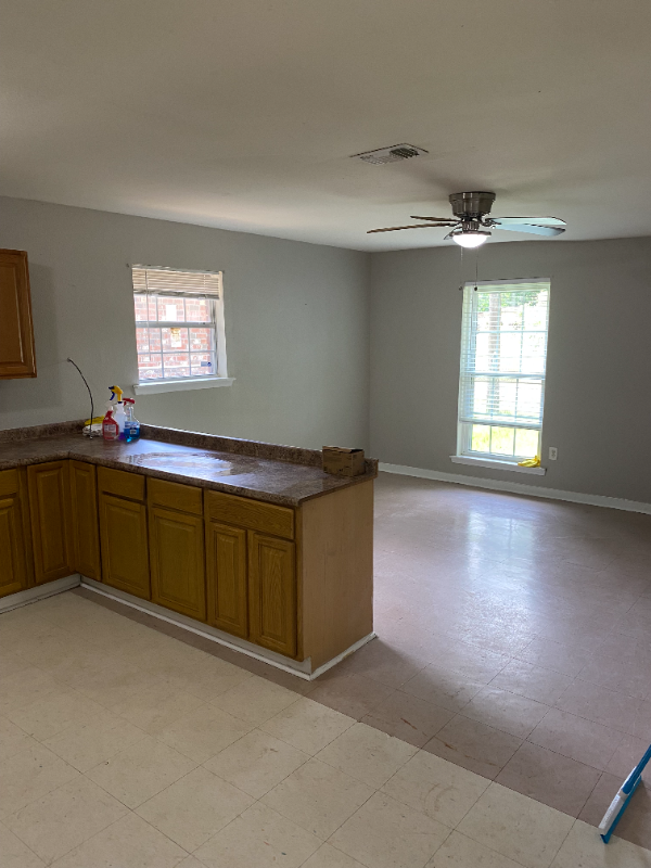 Foto del edificio - 4523 Plank Rd