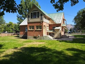 Building Photo - 2345 S Hwy 89