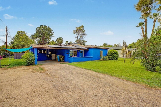 Photo - Blue Beauty in Historic District!! Apartment