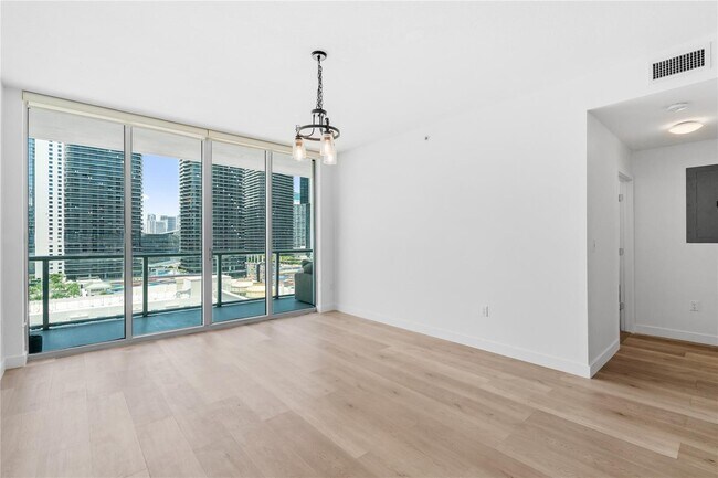 Foto del edificio - 1111 SW 1st Ave