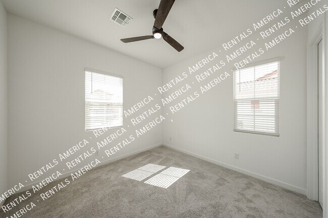 Building Photo - 3812 E Bartlett Way