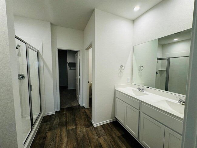 Foto del edificio - 4218 freya pointe Dr