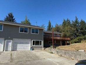Building Photo - 56893 Fat Elk Rd