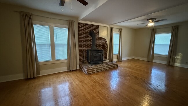 Building Photo - 2723 Copeland St