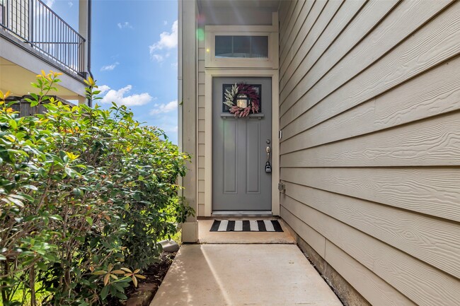 Building Photo - 167 Axlewood Ct