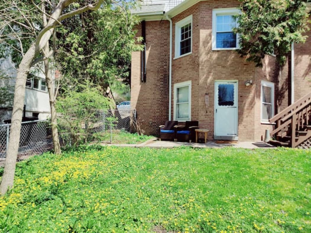 Fotografía del edificio - 969 E State St