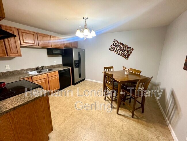 Building Photo - 660 Materdie Ln