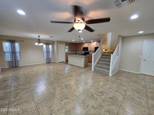 Foto del edificio - 256 N Scott Dr