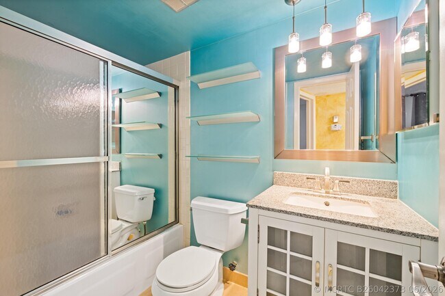 Foto del edificio - 6300 NW 62nd St