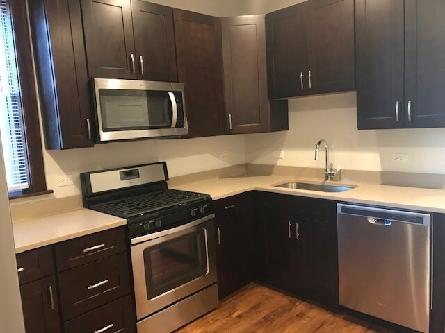Foto del edificio - 3737 N Magnolia Ave