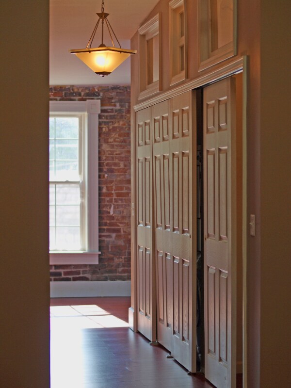 206 State St Unit H, Alton, IL 62002 Room for Rent in Alton, IL