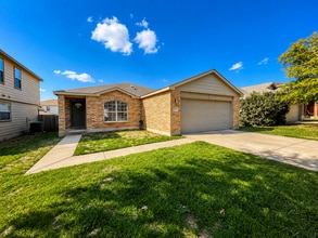 Building Photo - 6600 Taree Loop