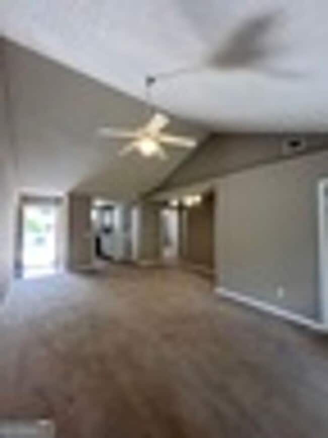 Building Photo - 409 Baltic Ct