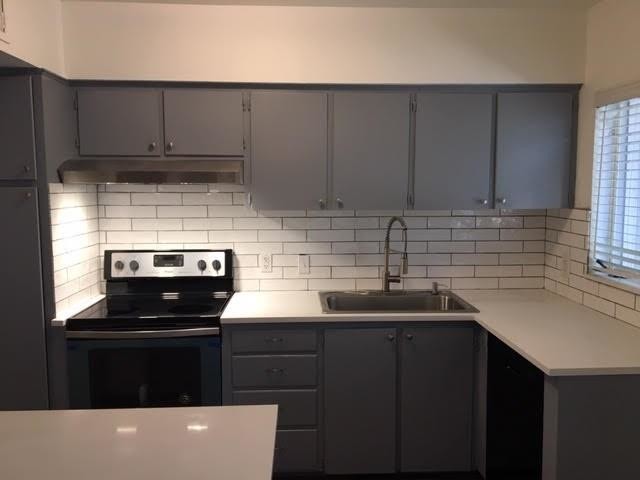 Building Photo - 2401 Winsted Ln