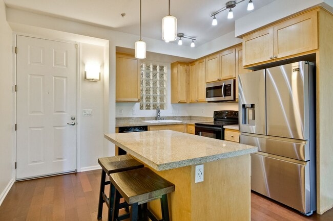 Foto del edificio - Condo for Rent Near Japantown in Downtown ...