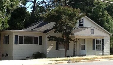 Building Photo - 1871 Merritt Dr