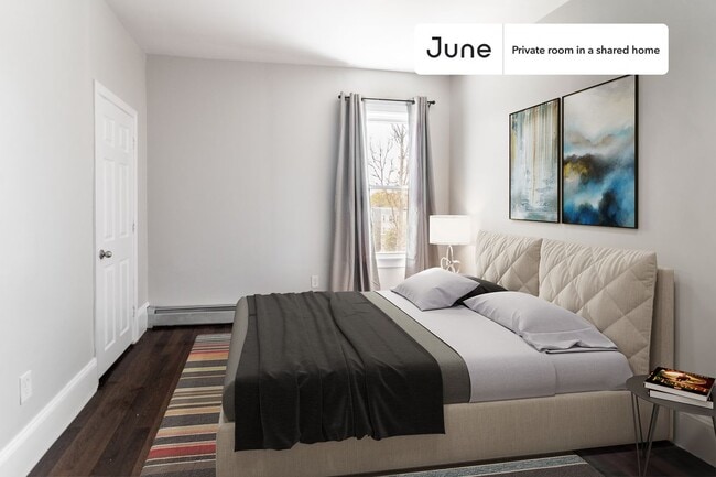 Building Photo - Room in Shared 4 bed/1.5 bath home