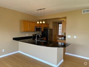 Building Photo - 7428 Thomas Dr