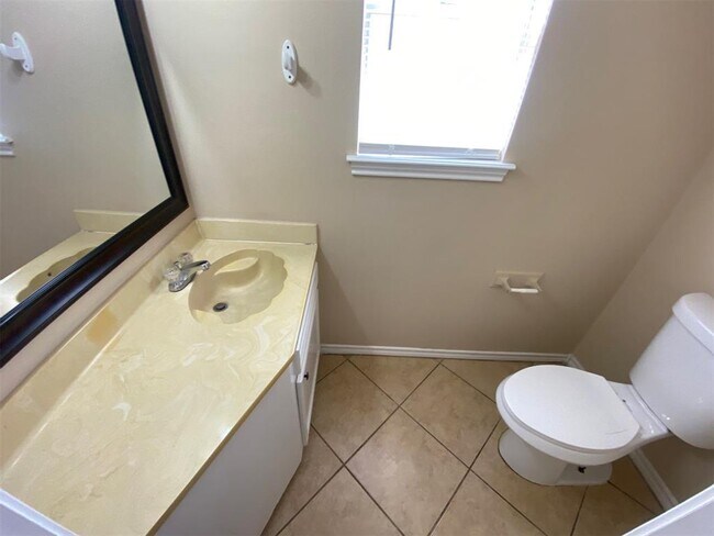 Foto del edificio - 14915 Oak Bluff Ct