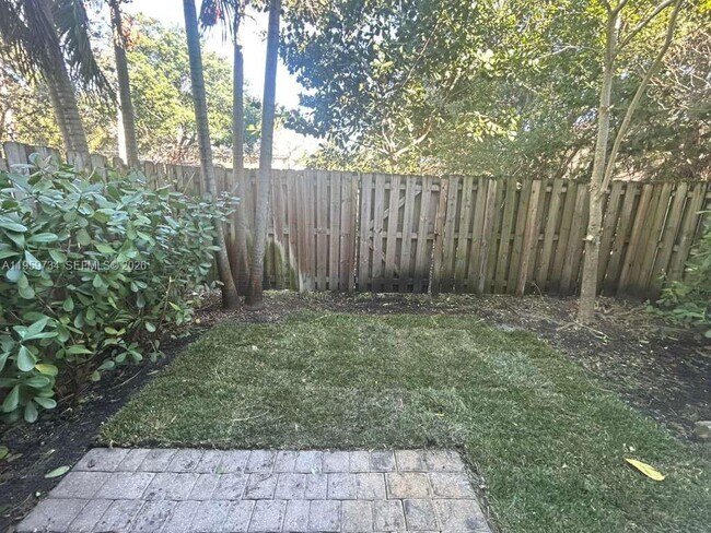 Foto del edificio - 6501 N Anise Ct