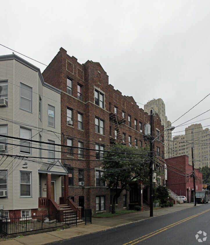 Payne Apartments - 64-70 Baldwin Ave