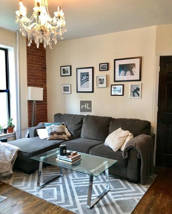 Foto del edificio - 249 W 21st St