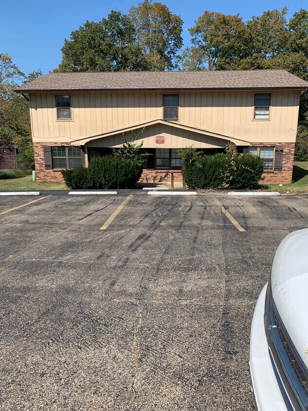 1008 Jane Dr, Park Hills, MO 63601 Apartments in Park Hills, MO