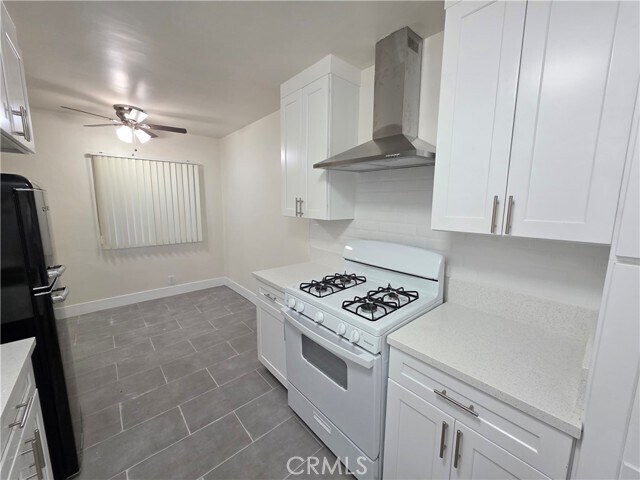 Foto del edificio - 20609 Hartland St