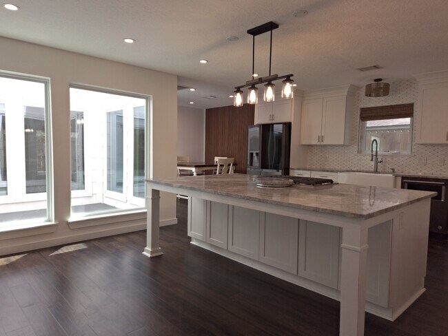 Foto del edificio - 15715 Tumbling Rapids Dr