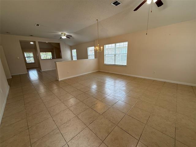 Building Photo - 908 Hems Ln