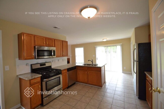 Building Photo - 11415 Laurel View Dr