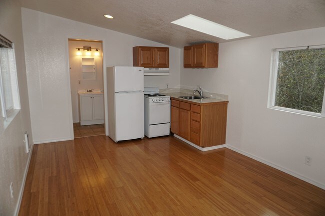 Foto del edificio - 550 W 25th Pl