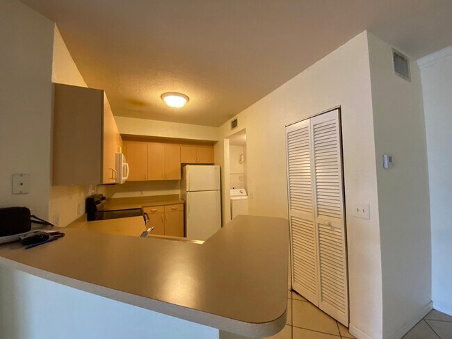 Foto del edificio - 604 Belmont Ln