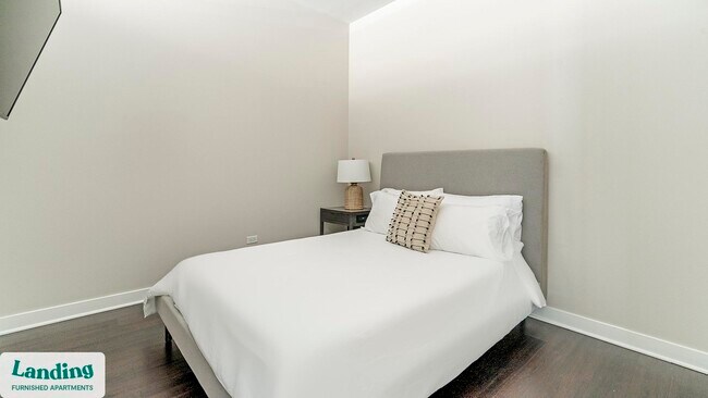 Foto del edificio - 1222 W Madison St