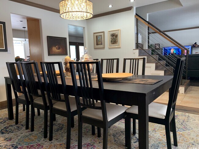 Foto del edificio - 7418 S Creekview Cv