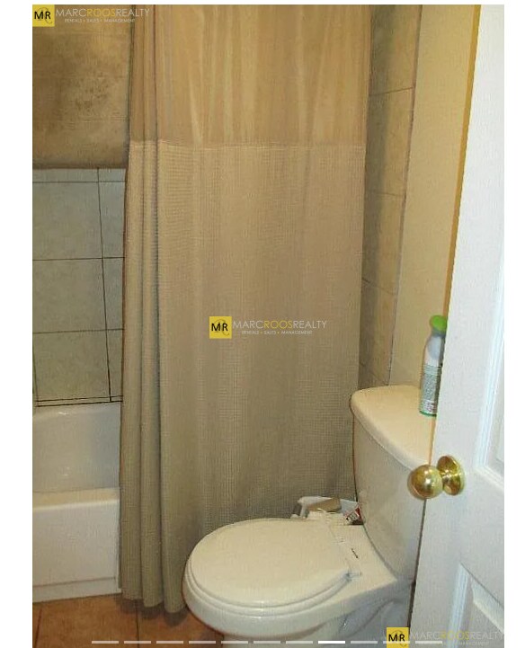 Foto del edificio - 266 Gold St