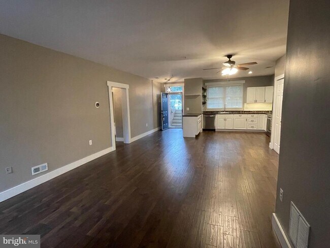 Foto del edificio - 1955 Pawlet Dr