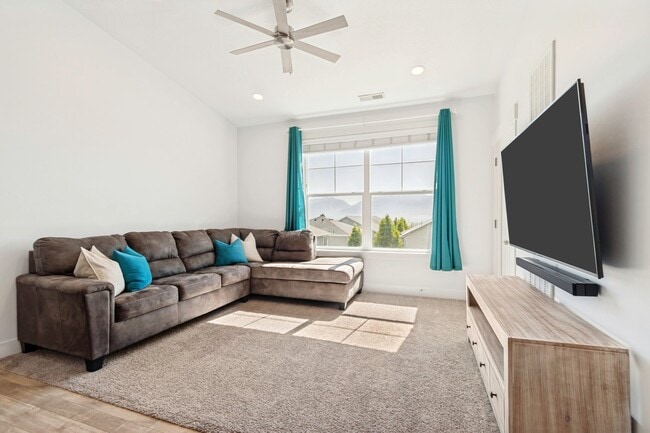 Building Photo - 12992 S Tortola Dr