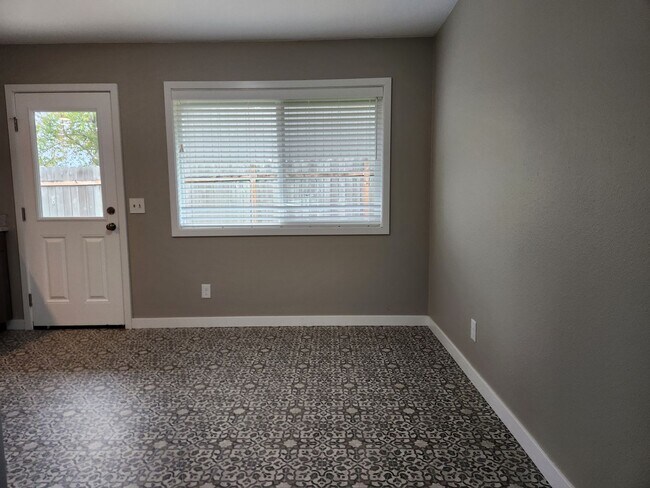 Foto del edificio - 2505/2511 Yew St