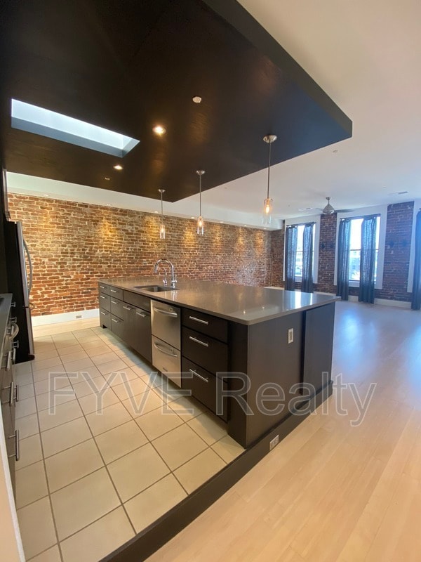 Foto del edificio - 106 Summit Ave
