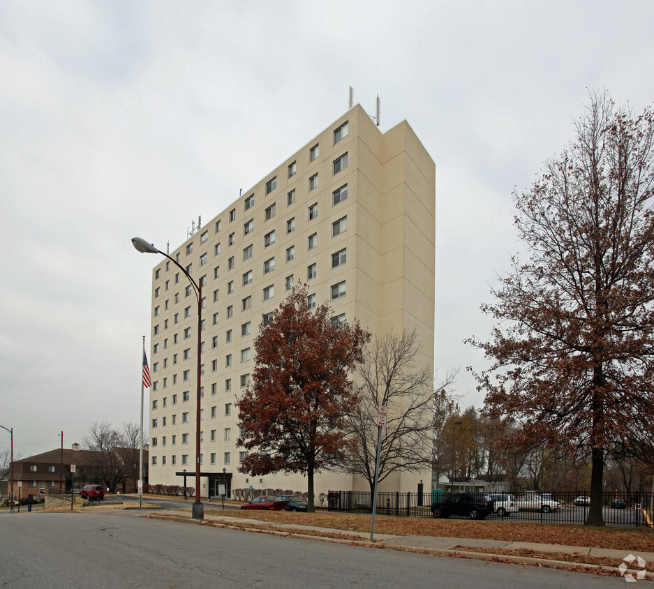 Foto del edificio - Rosedale Towers