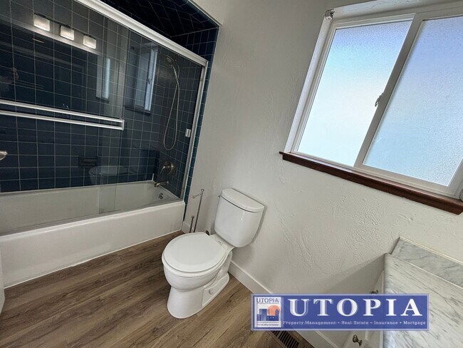 Foto del edificio - Beautiful and Bright Santa Cruz Home Coming Soon
