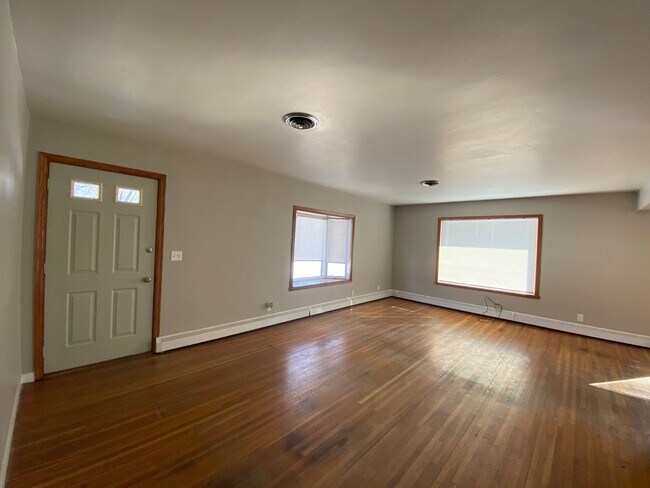 Foto del edificio - 3 Bedroom House Near NDSU!!