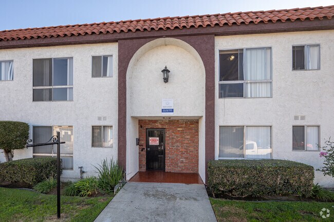 1532 Calle 257, Harbor City - 1532 W. 257th St.