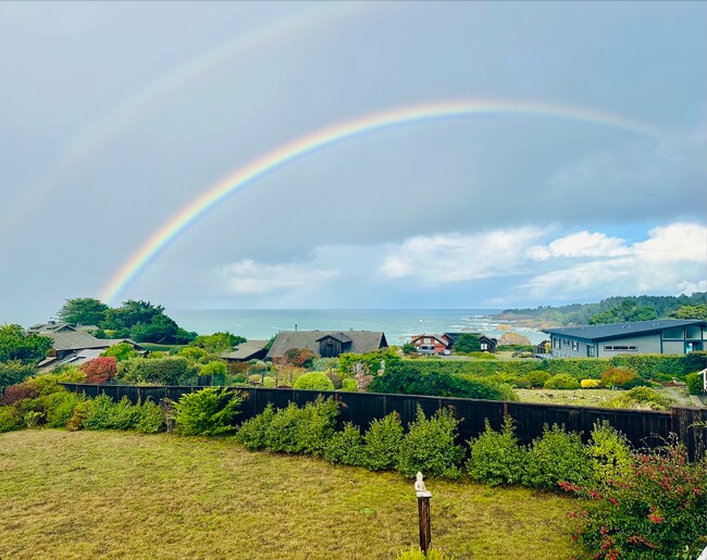 vista desde la casa - 10880 Palette Dr